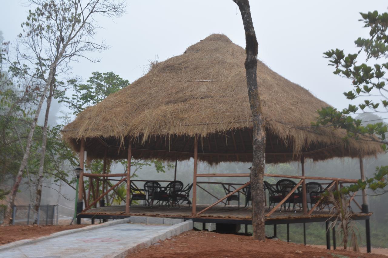 The Kaduhithlu Hotel Sakleshpur Exterior photo